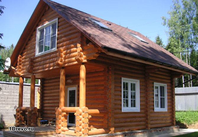 Дом с мансардой